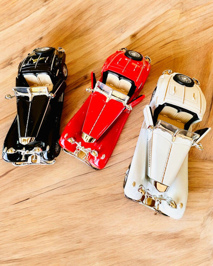 Miniaturmodell klassischer Retro-Autos - Möglichkeit zur Personalisierung als Geschenk mit Gravur, 3 Varianten zur Auswahl