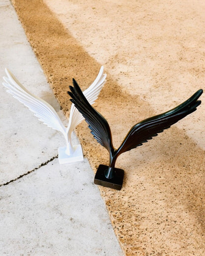 Figura Elegante Ali di Angeli 15 cm di altezza – "Guardiani Alati", possibilità di personalizzazione con incisione per regalo, personalizzazione, 2 varianti di colore