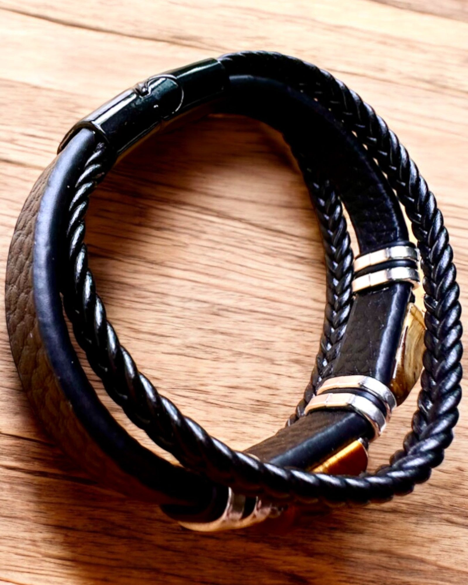 Bracciale "Occhio di Tigre" con possibilità di personalizzazione per un regalo