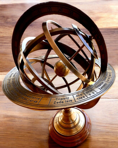 Astrolabe Artis 2 - 30 cm de hauteur, Fait à la main avec option de gravure, décoration de bureau, premium