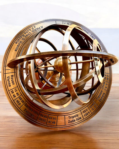 Astrolabe Artis 2 - 30 cm de hauteur, Fait à la main avec option de gravure, décoration de bureau, premium