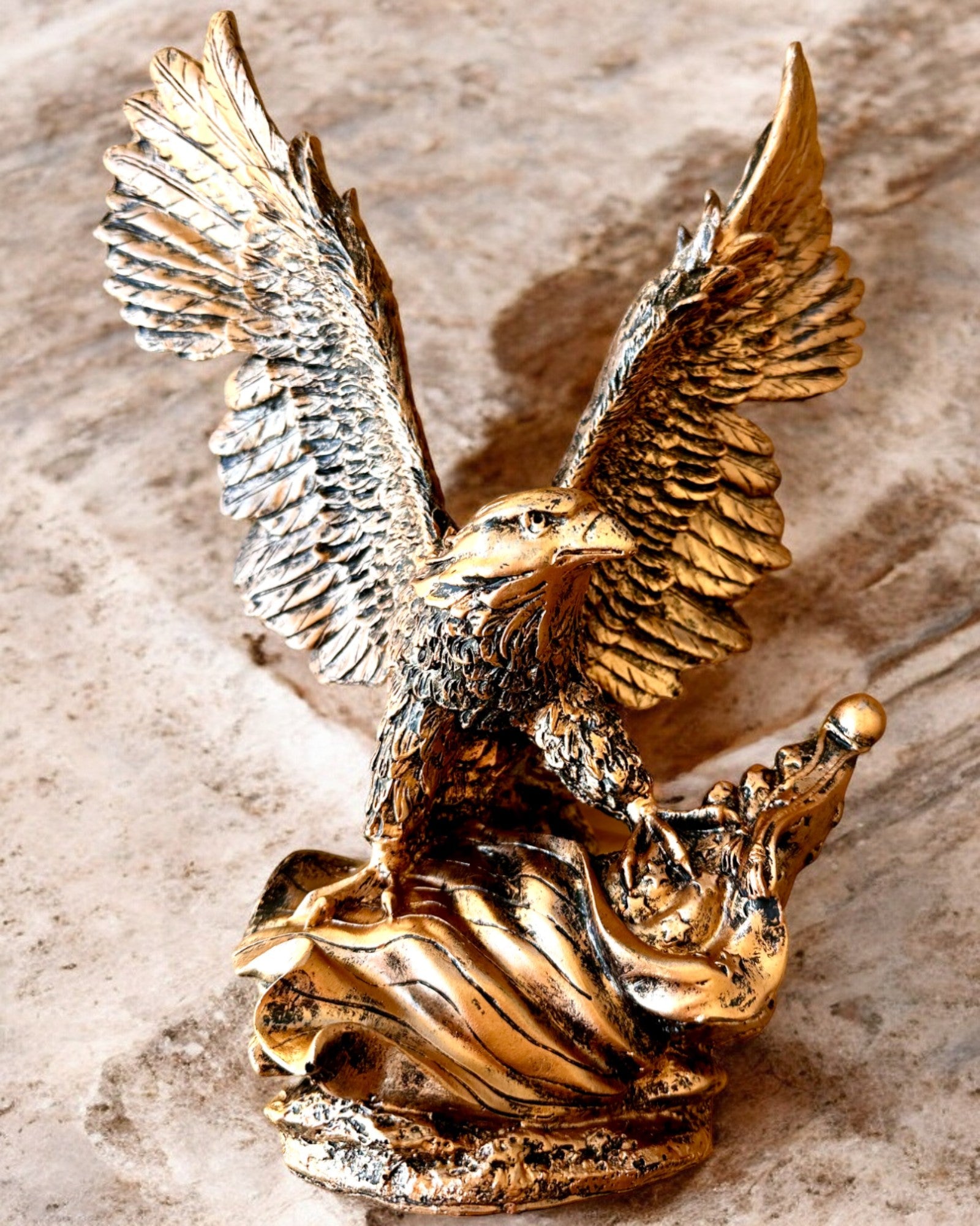 "Lord of the Winds" - Retro Eagle Sculpture in Vintage Style with Engraving Option