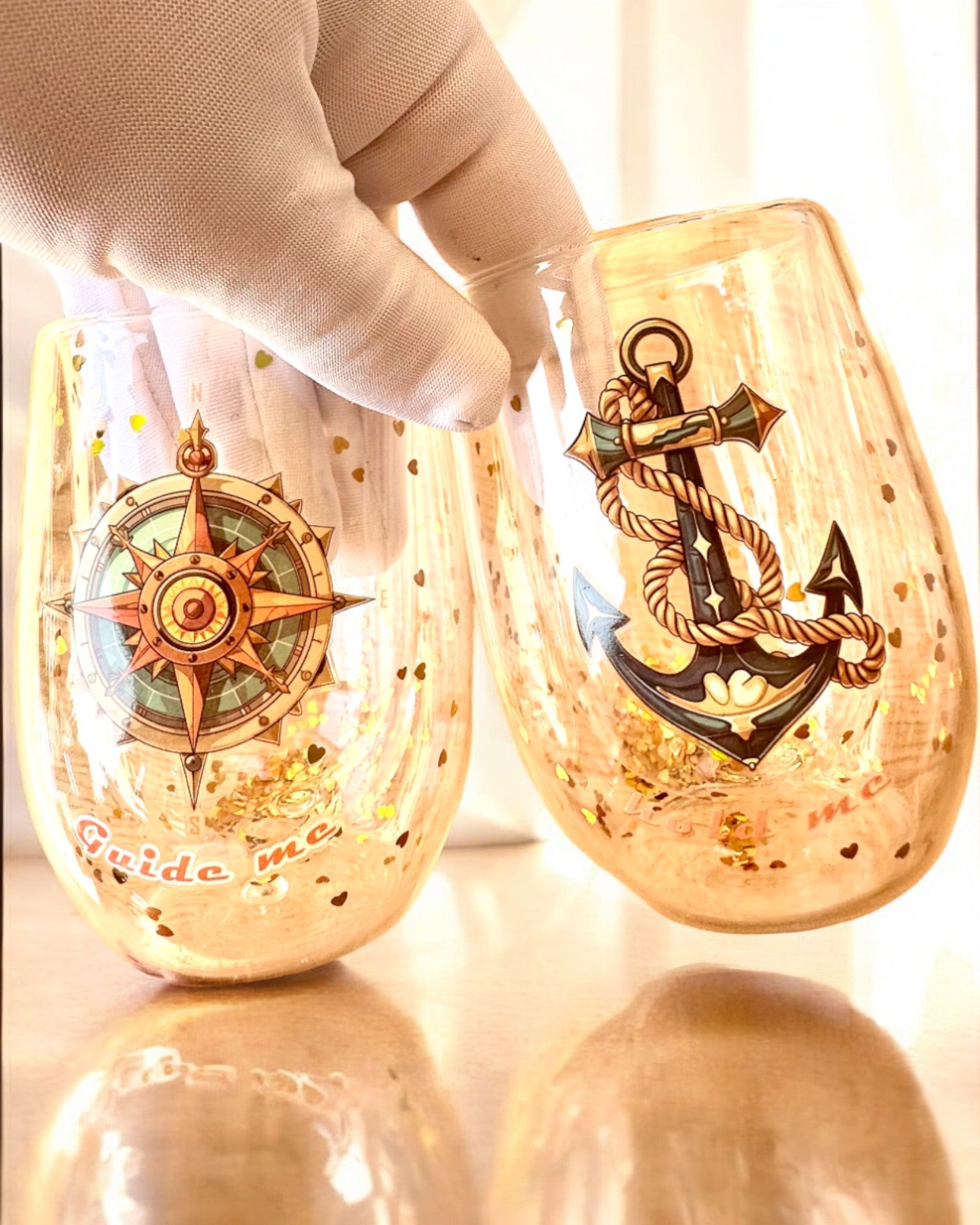 Bicchieri "Nautical Dreams" con doppie pareti e petali d'oro - set da 2 pezzi, capacità 300 ml, possibilità di personalizzazione con incisione.