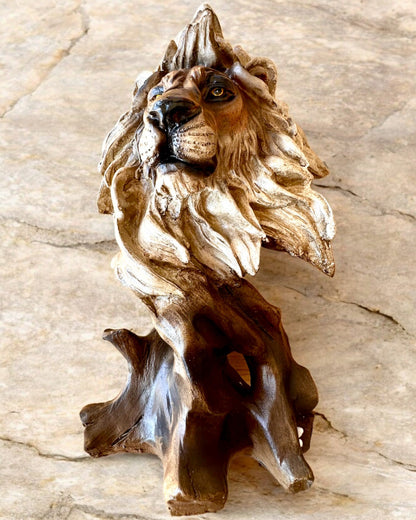 "Lion Courage" - Resin Figurine, 28 cm tall, with engraving option for a gift