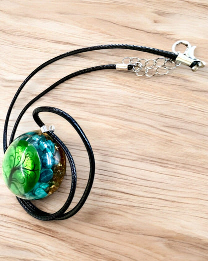 "Malachite Life Amulet" - necklace with the option of personalization through engraving for a gift