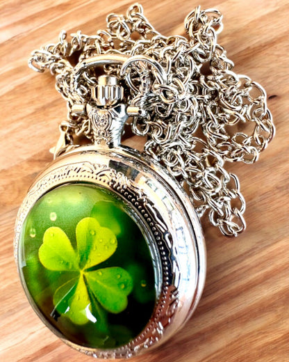 Pocket watch "CloverTime" with a four-leaf clover motif, personalization option with engraving for a gift.