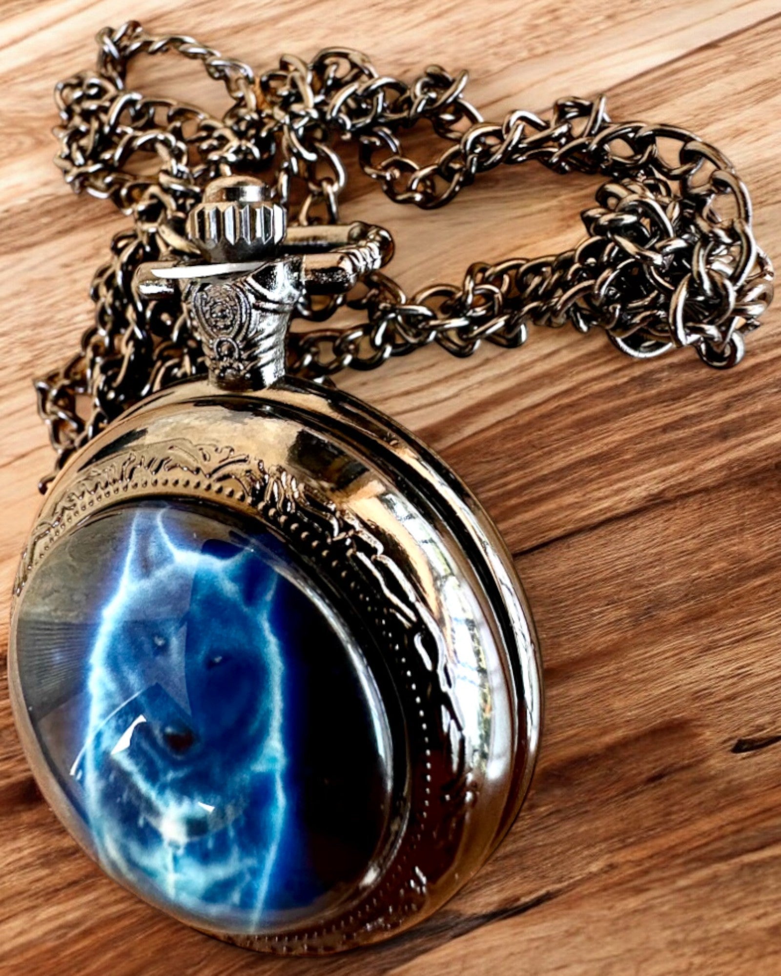 Lunar Wolf Pocket Watch – Moon Wolf Clock, personalization option with engraving for a gift