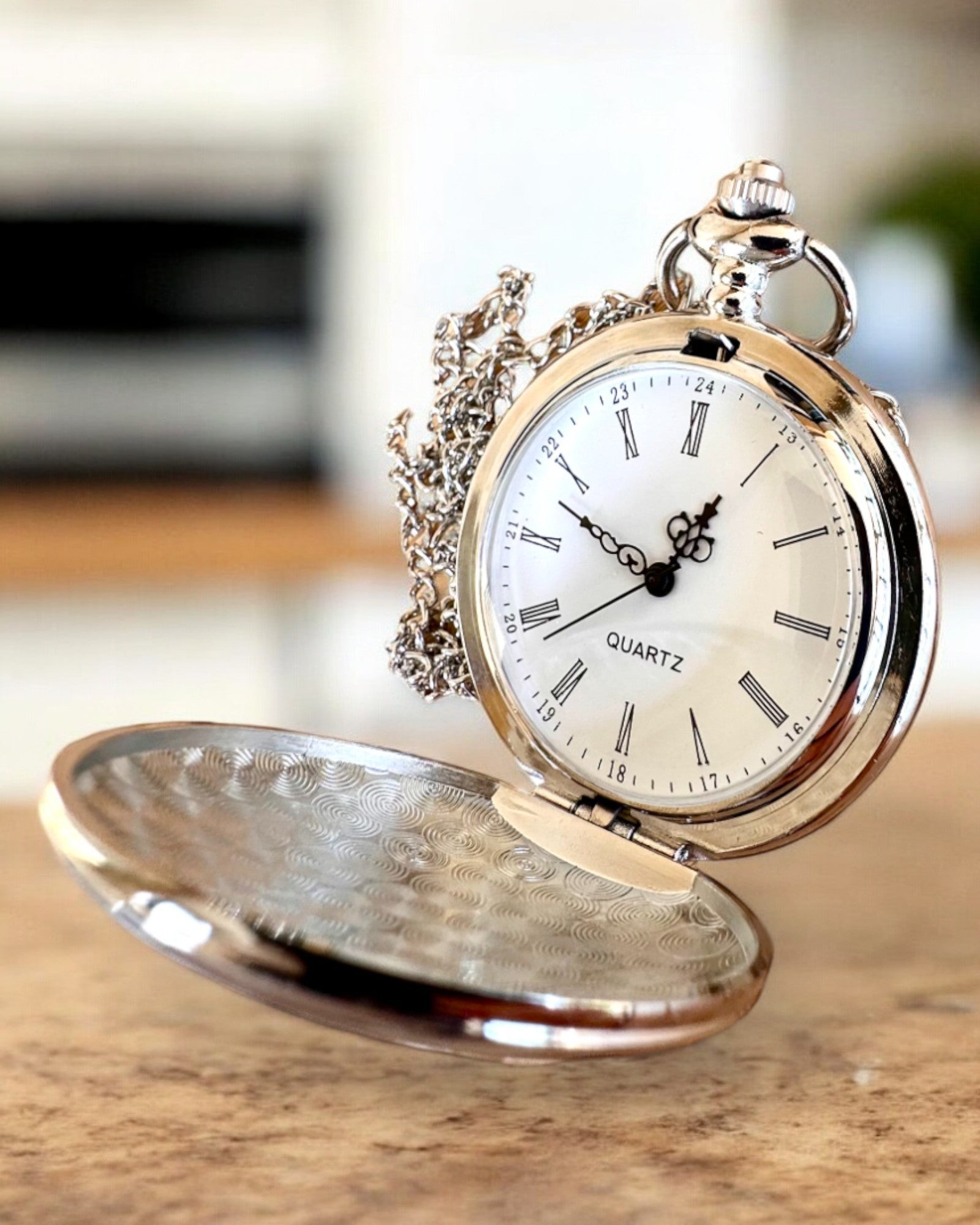 Elegant Pocket Watch "Timeless Classic", silver color, personalization option with engraving for a gift