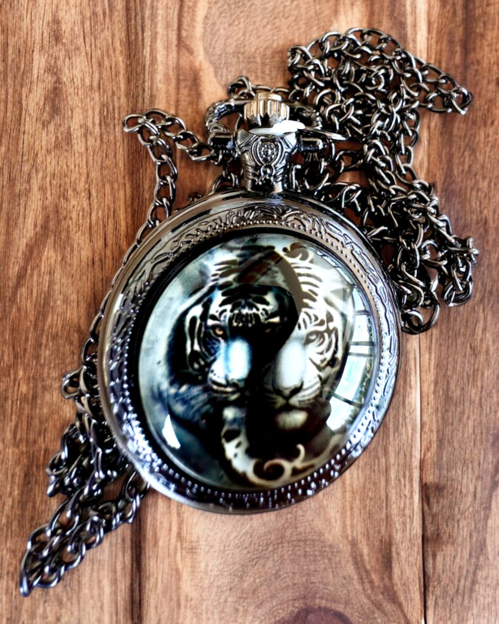 Pocket watch "Tiger Elegance" made of stainless steel with engraving option for a gift