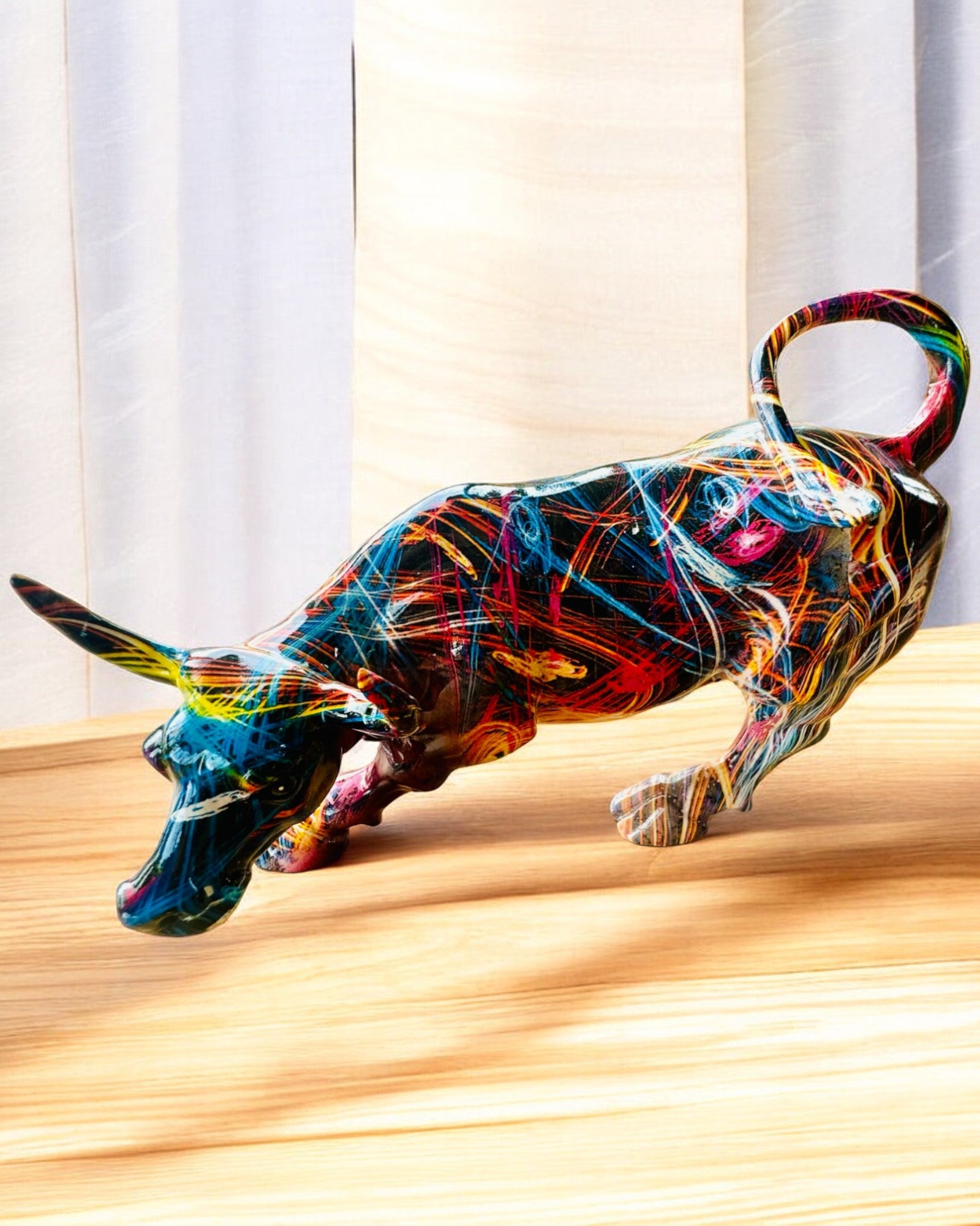 Sculpture Taureau Décoratif "BullArt" – Art Unique avec Option de Gravure - 4 variantes de couleurs, pour un cadeau personnalisé