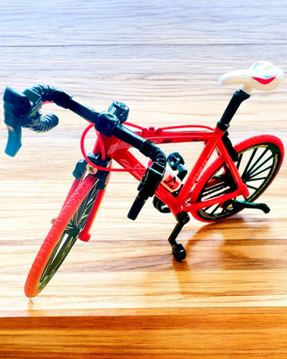 Modello in Metallo Miniaturizzato Bicicletta Rossa "SpeedMaster" personalizzazione con incisione per regalo, 2 varianti di colore