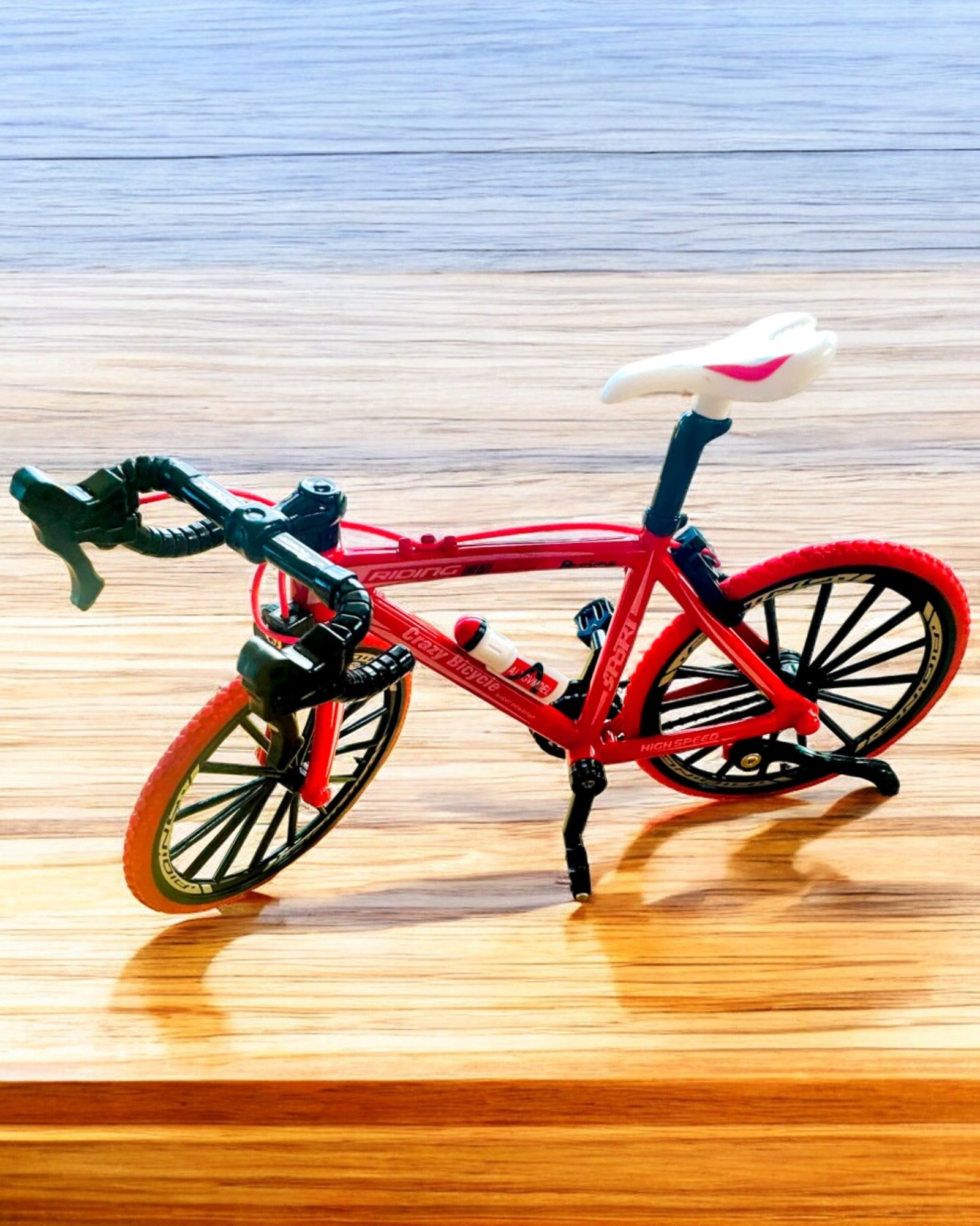 Modèle Miniature en Métal Vélo Rouge "SpeedMaster" personnalisation par gravure pour un cadeau, 2 variantes de couleur