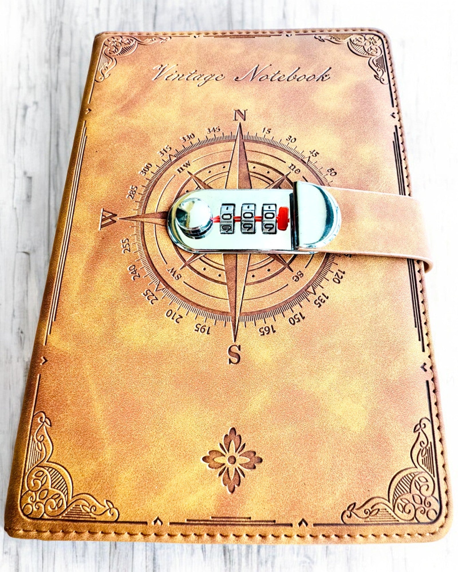 Cahier Secret A5 Vintage avec verrouillage par code - Choisissez Votre Style, personnalisation par gravure pour un cadeau