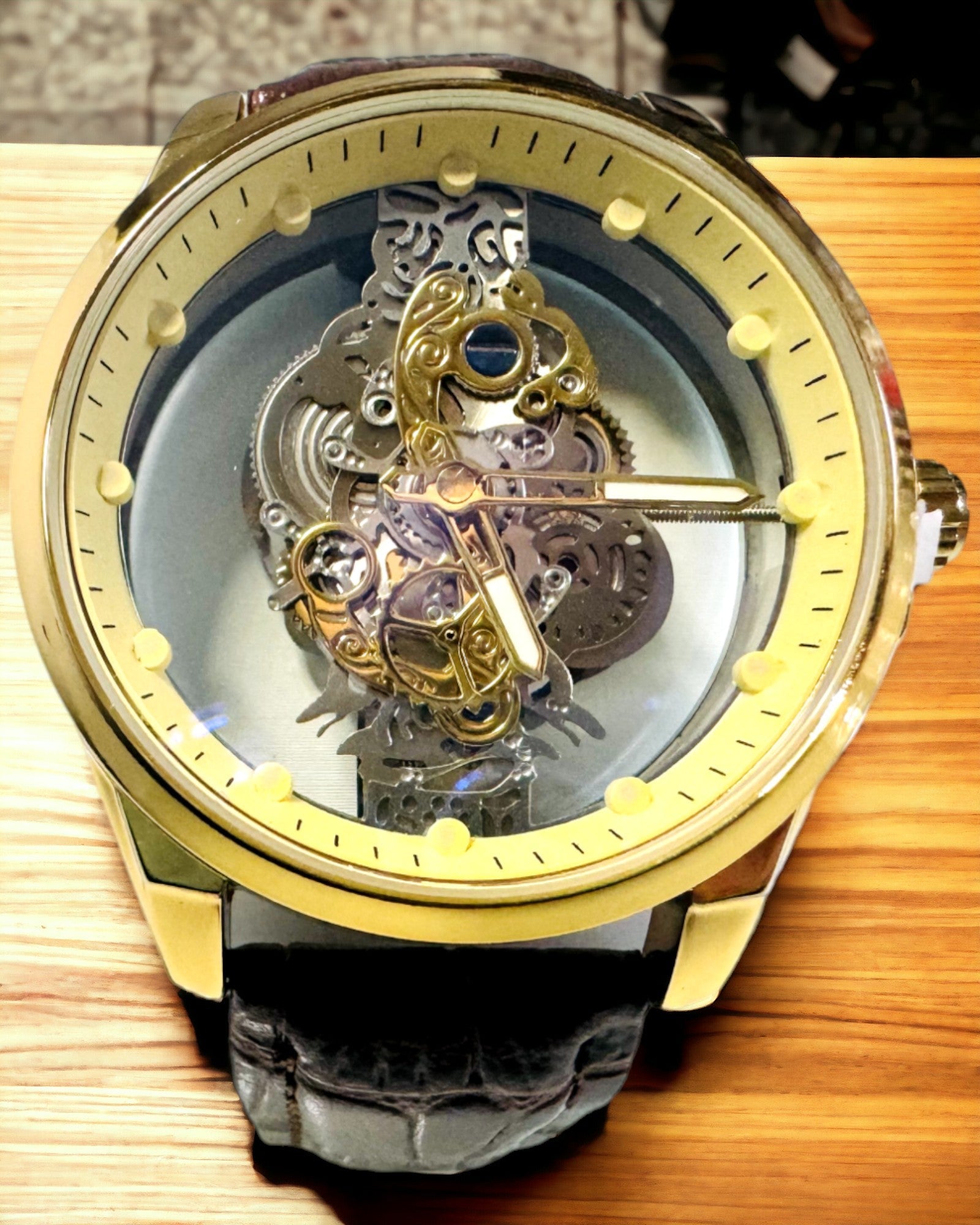 Men's Watch with Transparent Mechanism - Elegance and Precision in a Golden Frame