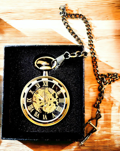 Orologio da Tasca Retro – Meccanico, Colore oro satinato con nero, Lussuoso, Impermeabile, Meccanismo semi-automatico, personalizzazione con incisione