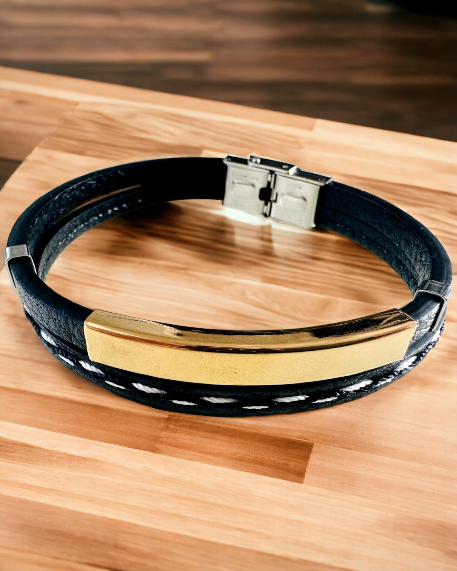 Bracelet Sportif en Cuir PU et Acier Inoxydable avec Possibilité de Gravure – 3 Couleurs