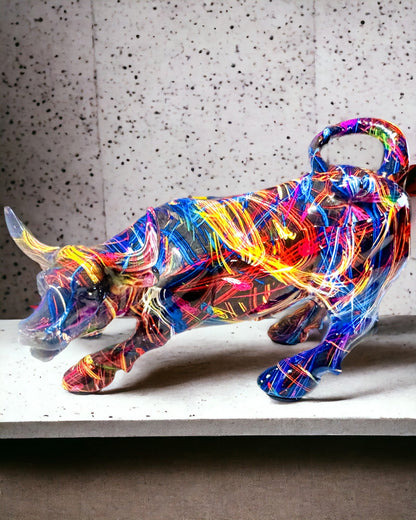 Scultura Toro Decorativo "BullArt" – Arte Unica con Opzione di Incisione - 4 varianti di colore, per un regalo personalizzato