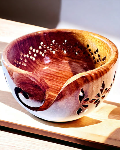 Bowl "Indian Handicraft" - Premium, Handcrafted with Engraving Option