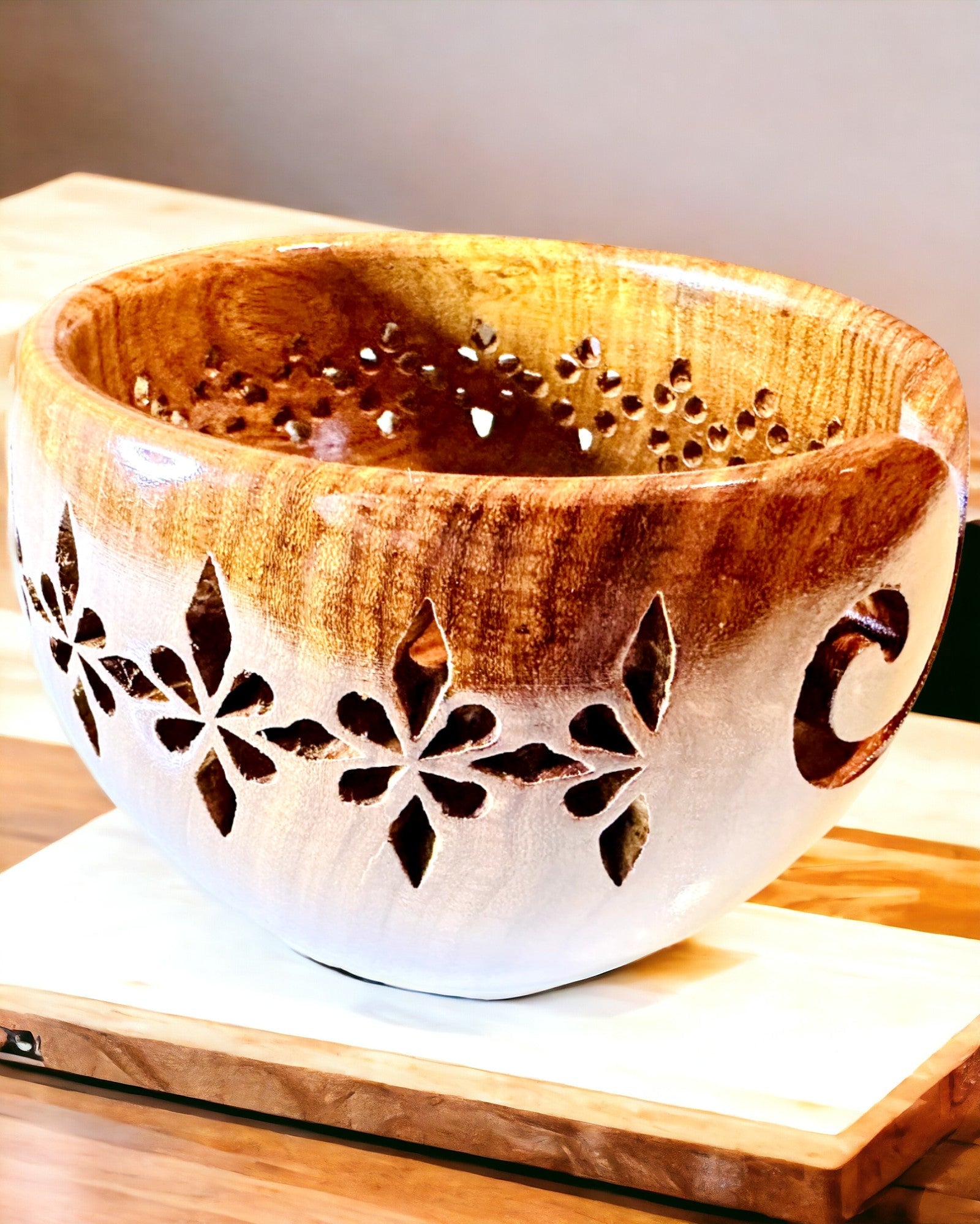 Bowl "Indian Handicraft" - Premium, Handcrafted with Engraving Option