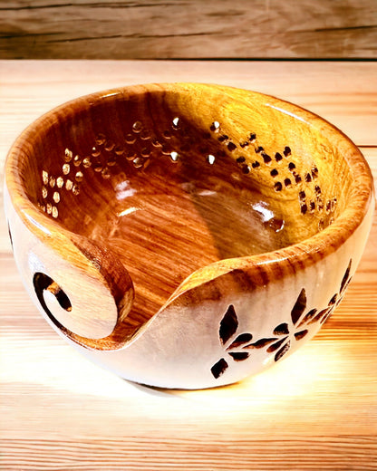 Bowl "Indian Handicraft" - Premium, Handcrafted with Engraving Option