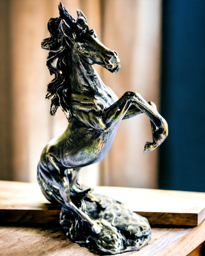 Noblesse - Figurine, Statue de Cheval en Mouvement - possibilité de personnalisation par gravure pour un cadeau