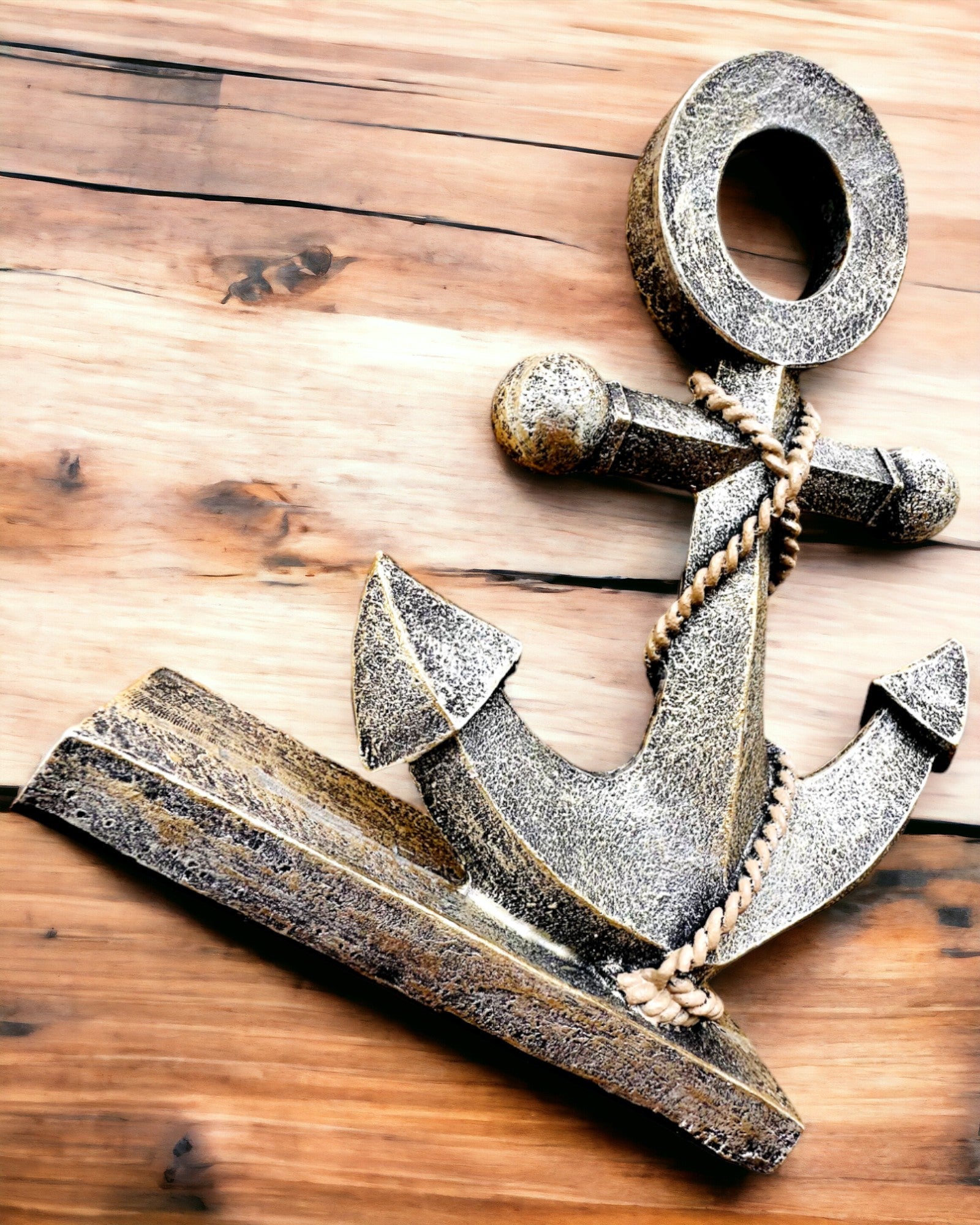 Sculpture Rustique d'Ancre en Résine - "Légende Marine", ancre personnalisation par gravure