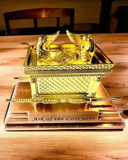 Golden Replica of the Ark of the Covenant – Decorative Ark Statue made of Copper in XL Size 28x15.6x20 cm