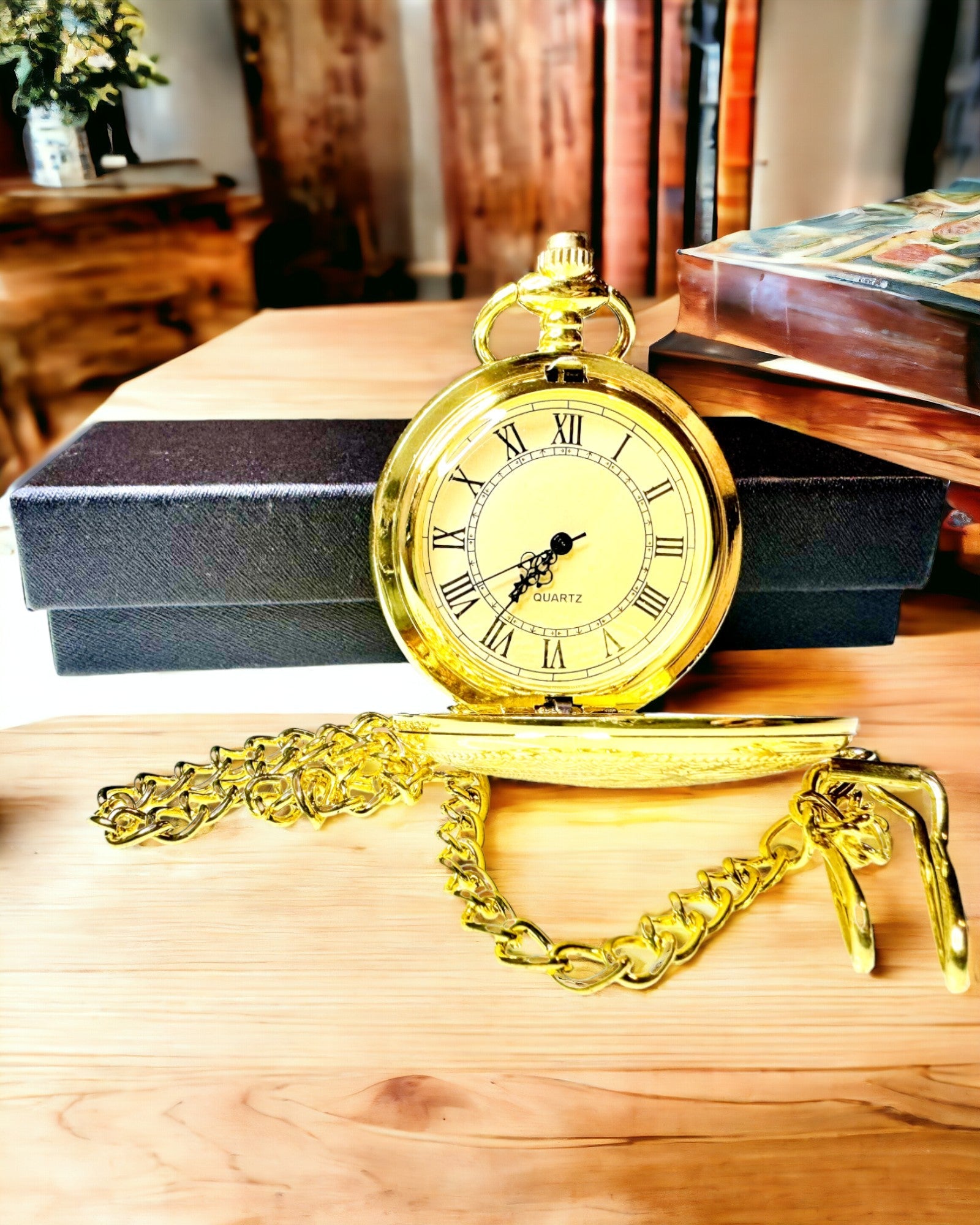 Goldfarbener Vintage Taschenuhr mit Schnitzereien – Elegantes Herrenaccessoire, Ideal als Geschenkidee