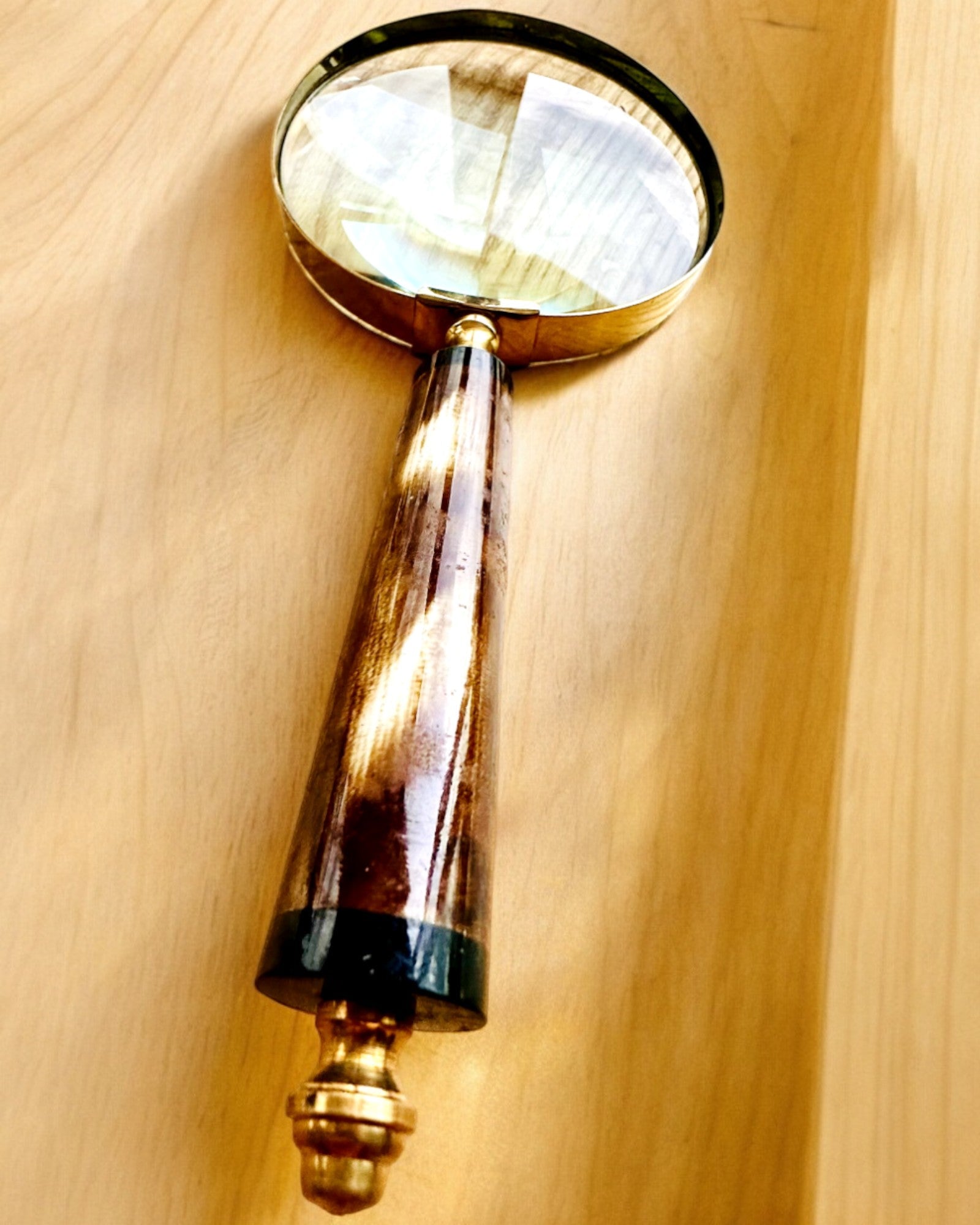 Large Retro Magnifying Glass, personalization option for a gift with engraving - variants to choose from