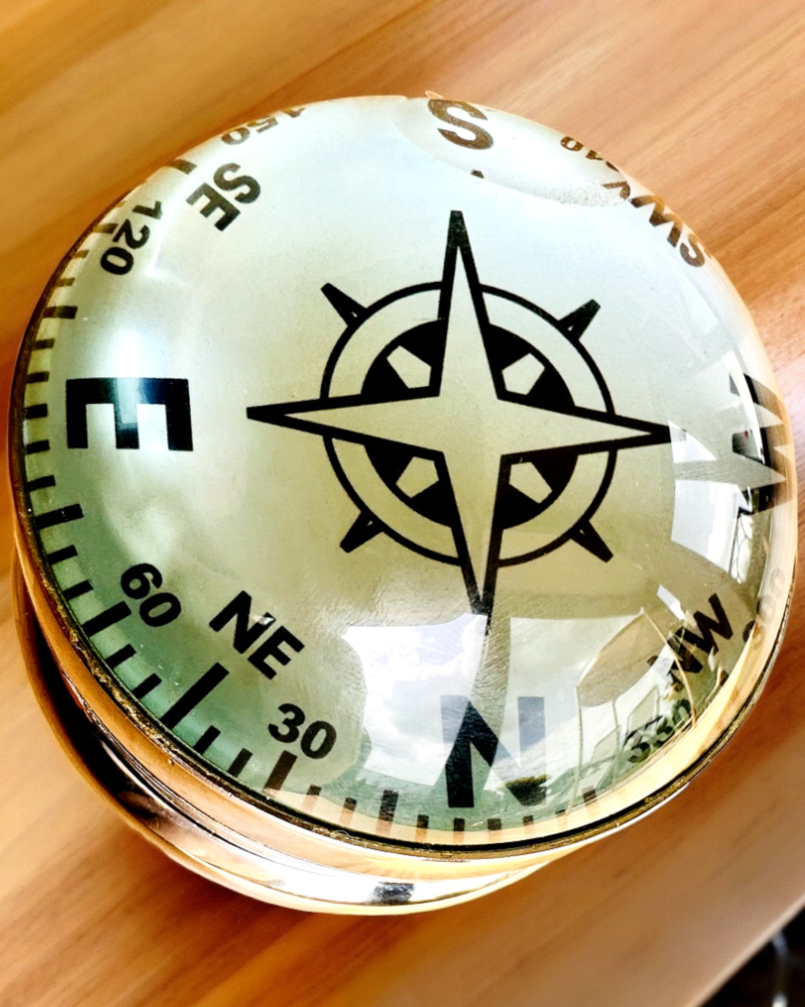 Bailey Compass Clock - Elegant Compass-Themed Clock with Engraving Option