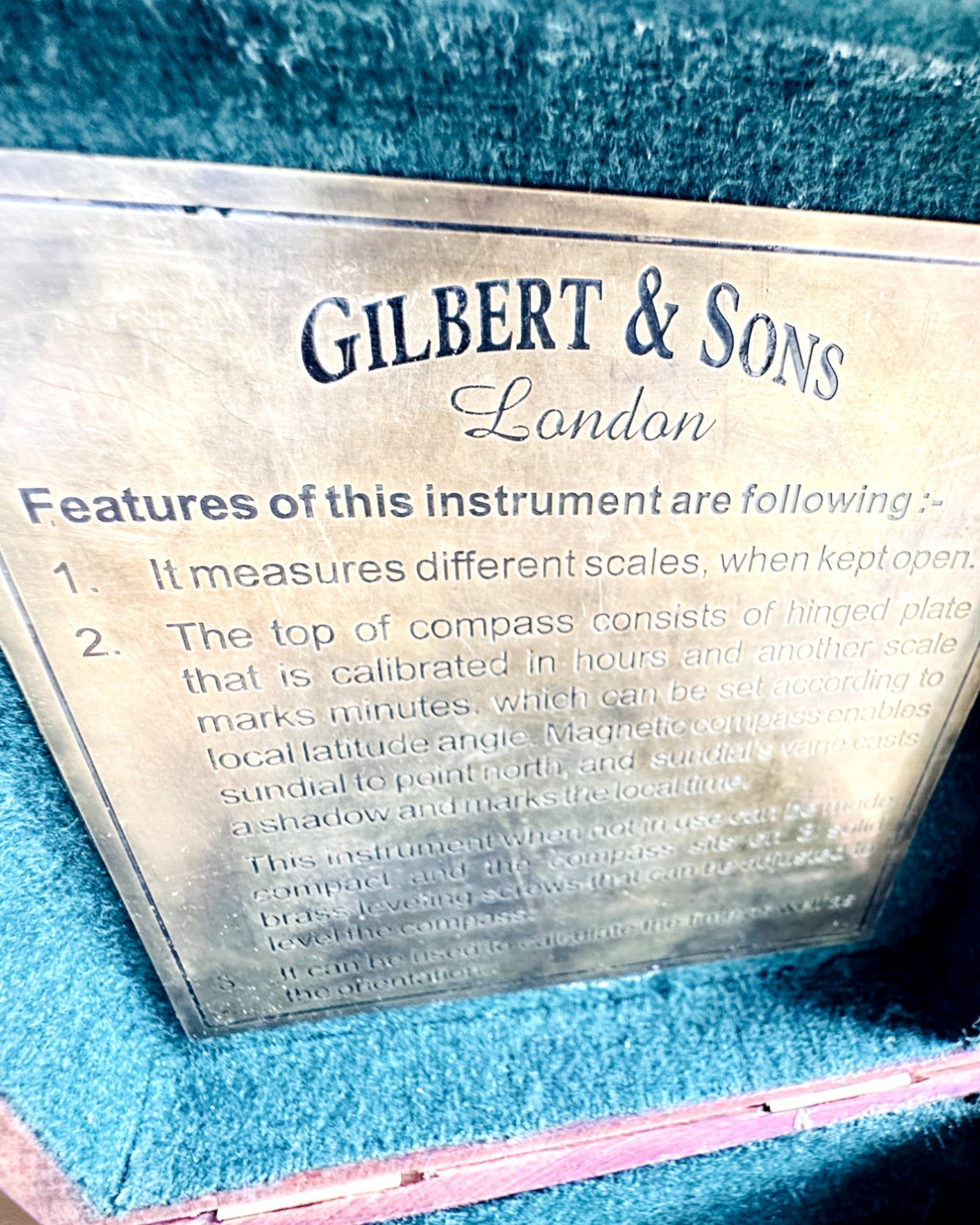 Grande Boîte en Bois pour Boussole "Gilbert & Sons" avec Option de Gravure