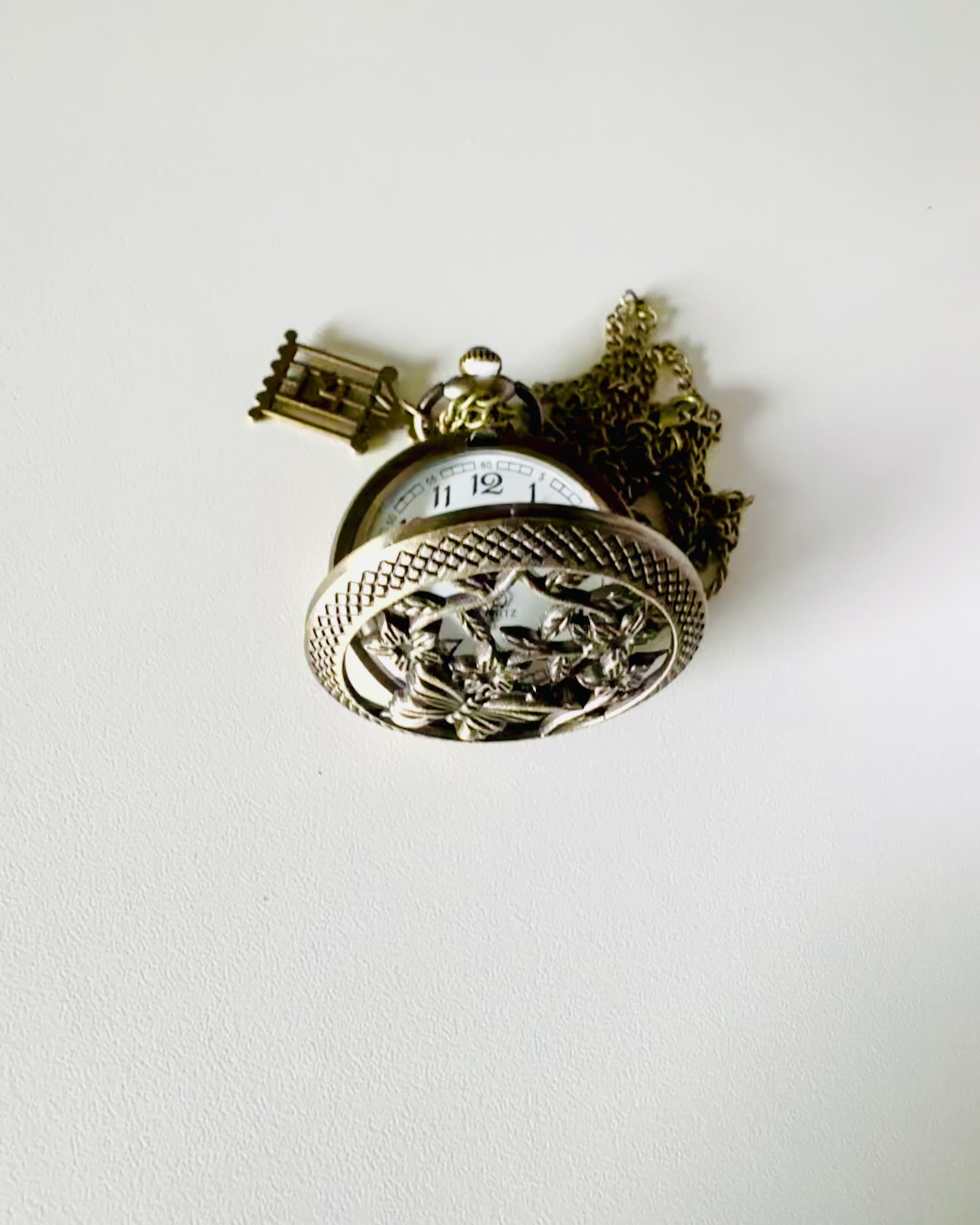 Pocket Watch "Butterfly Elegance" with the possibility of personalization by engraving