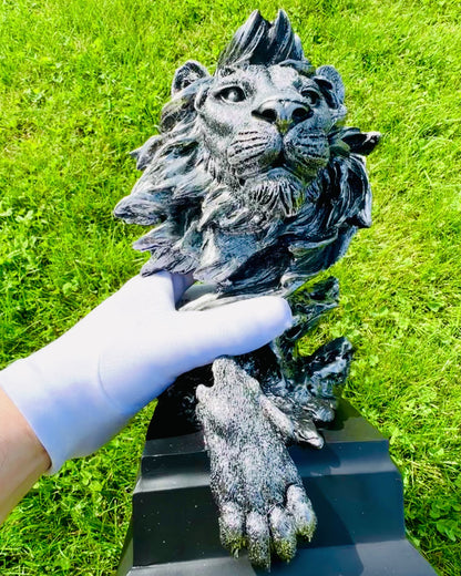 Roi de la Jungle Lion - Statue Majestueuse de Lion - couleur argentée, possibilité de personnalisation pour un cadeau